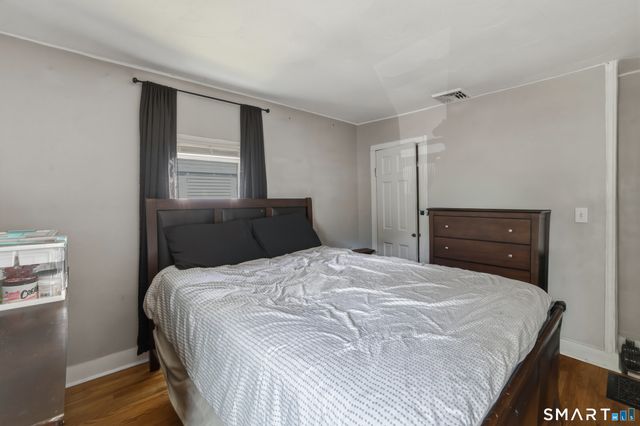 21 Gorman Place, Manchester, CT 06040