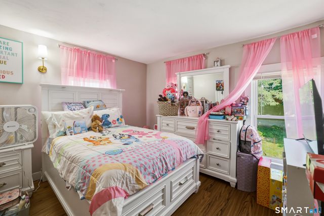 21 Gorman Place, Manchester, CT 06040