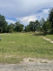 1611 E 10th Avenue, Corsicana, TX 75110