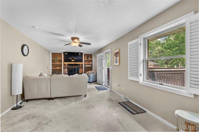 218 Thomas Drive, Sikeston, MO 63801