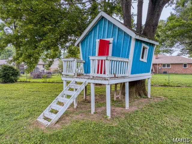 218 Thomas Drive, Sikeston, MO 63801