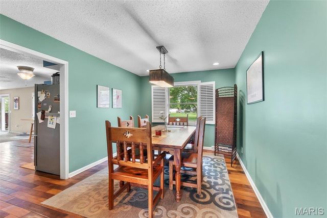 218 Thomas Drive, Sikeston, MO 63801
