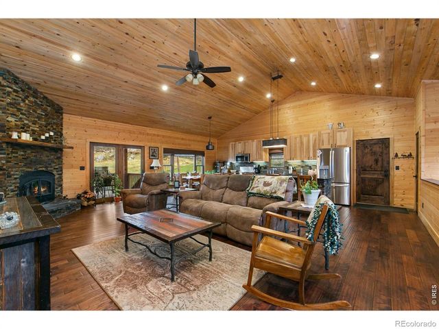580 La Escena Drive, Bellvue, CO 80512