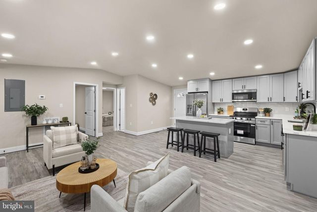 3125 DANBURY CIR, Spotsylvania, VA 22551