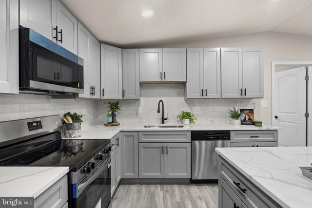 3125 DANBURY CIR, Spotsylvania, VA 22551