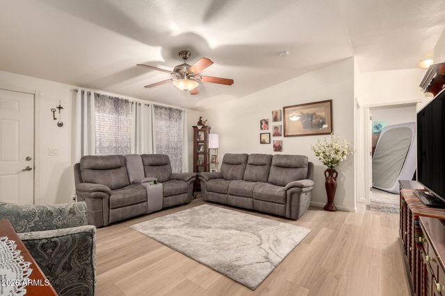 8601 N 103RD Avenue 51, Peoria, AZ 85345