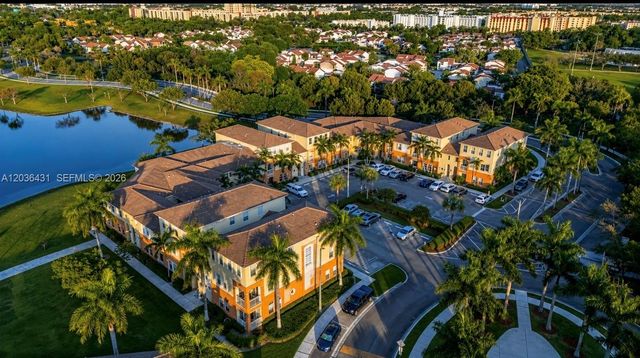 10012 NW 7th Street 111, Miami, FL 33172