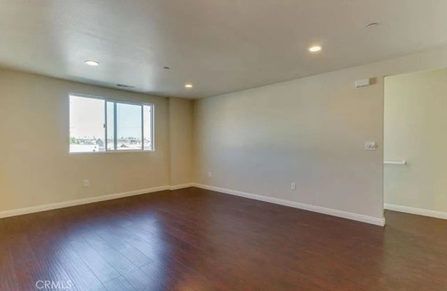 1627 E 88th Street, Los Angeles, CA 90002