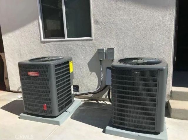 1627 E 88th Street, Los Angeles, CA 90002