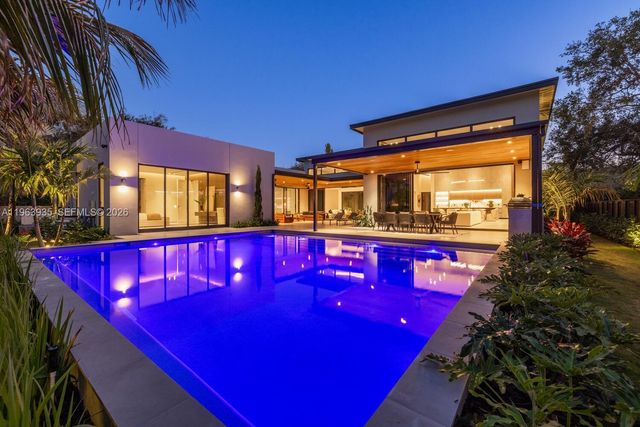 549 NE 95th St, Miami Shores, FL 33138