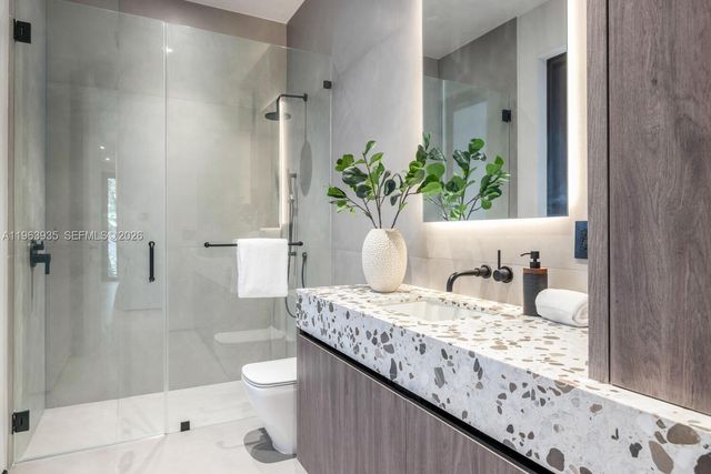 549 NE 95th St, Miami Shores, FL 33138