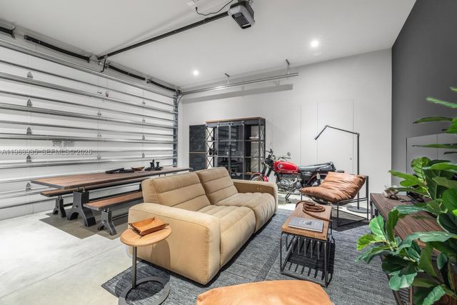 549 NE 95th St, Miami Shores, FL 33138