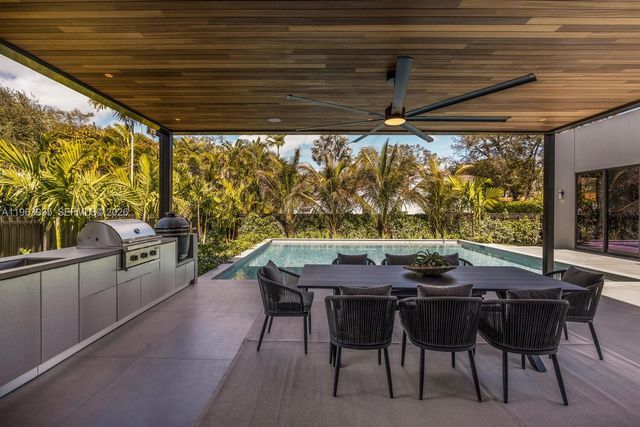 549 NE 95th St, Miami Shores, FL 33138