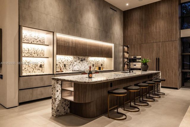 549 NE 95th St, Miami Shores, FL 33138