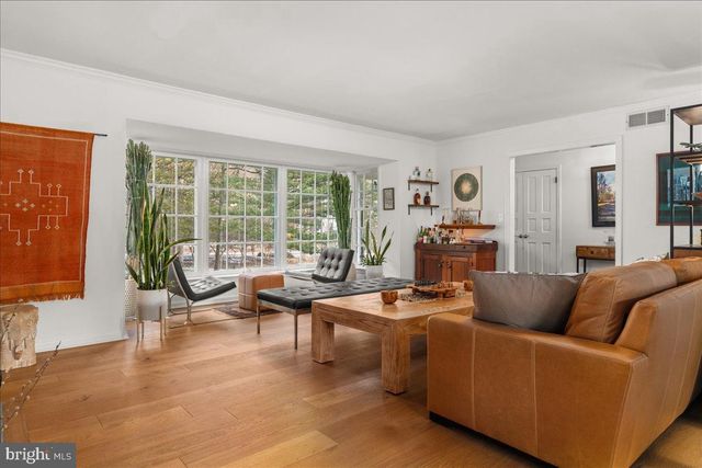 186 LAMBERT DR, Princeton, NJ 08540