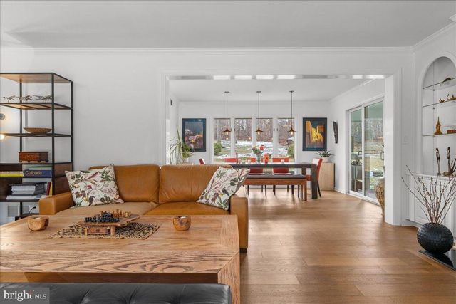 186 LAMBERT DR, Princeton, NJ 08540