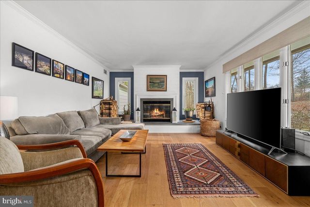 186 LAMBERT DR, Princeton, NJ 08540