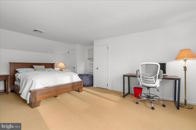 186 LAMBERT DR, Princeton, NJ 08540