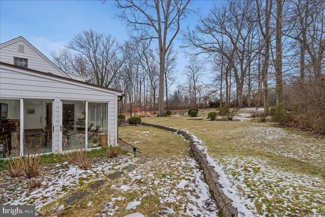 186 LAMBERT DR, Princeton, NJ 08540