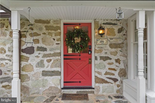 186 LAMBERT DR, Princeton, NJ 08540