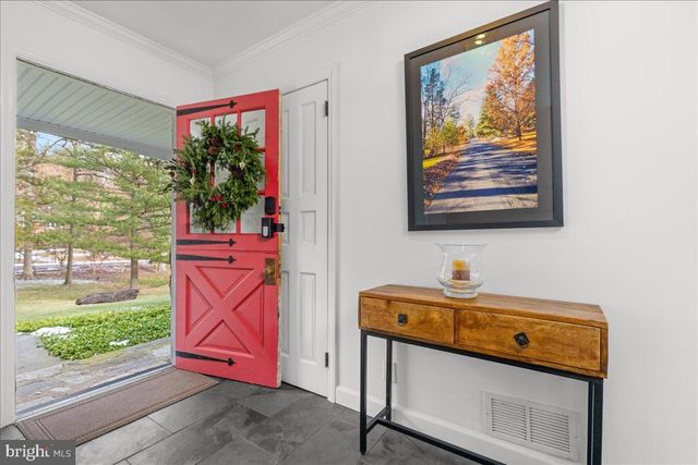 186 LAMBERT DR, Princeton, NJ 08540