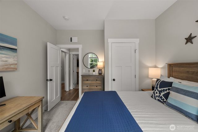 37 Elk Creek Loop, Pacific Beach, WA 98571