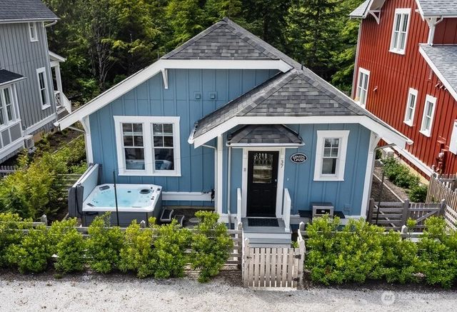 37 Elk Creek Loop, Pacific Beach, WA 98571