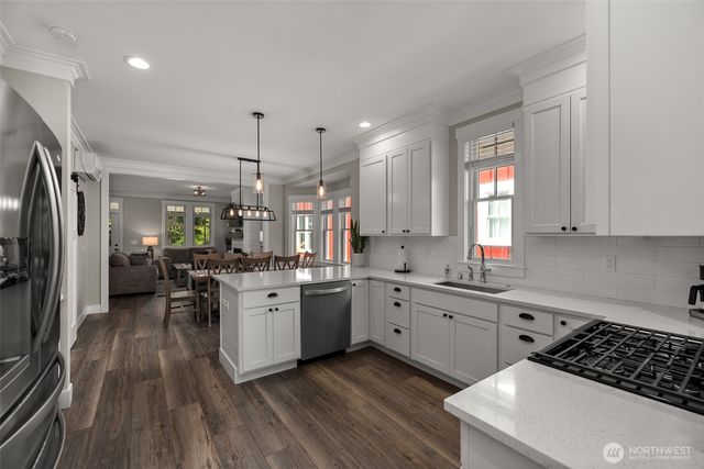 37 Elk Creek Loop, Pacific Beach, WA 98571