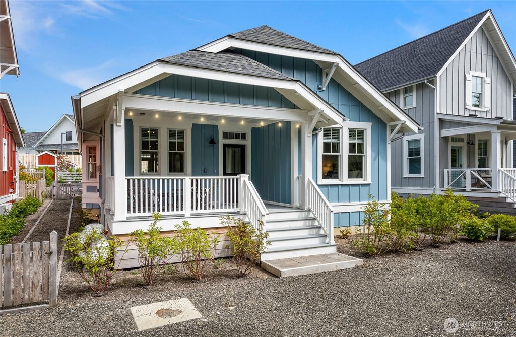 37 Elk Creek Loop, Pacific Beach, WA 98571