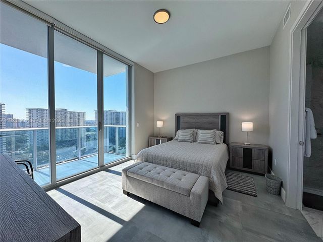 17550 Collins Ave 1401, Sunny Isles Beach, FL 33160