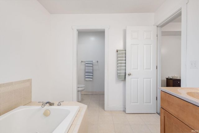 1967 N Rustic Court, Laporte, IN 46350