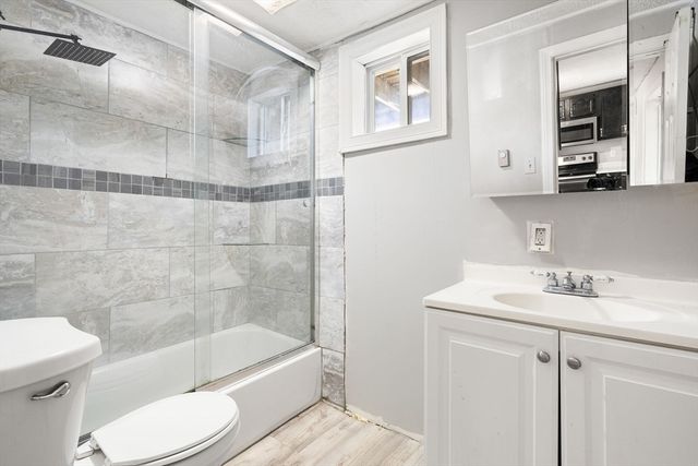 9-11 Dungeon Ave, Lynn, MA 01905