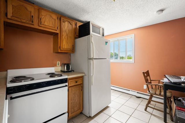 9-11 Dungeon Ave, Lynn, MA 01905