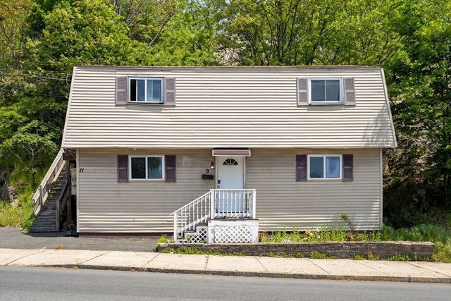 9-11 Dungeon Ave, Lynn, MA 01905