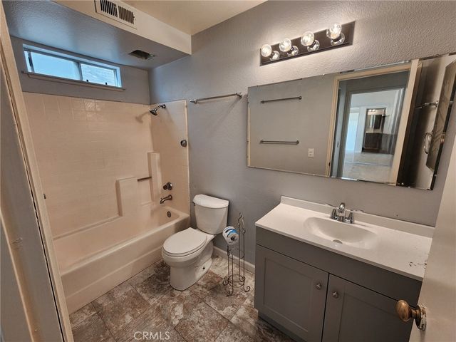 14515 Woodland Drive 10, Fontana, CA 92337