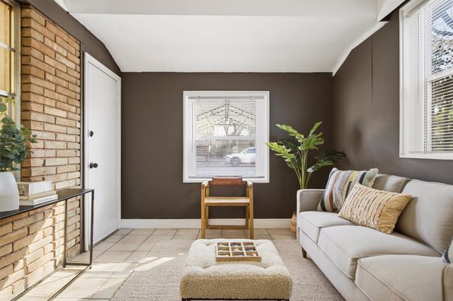 3206 Goodwin Ave, Austin, TX 78702