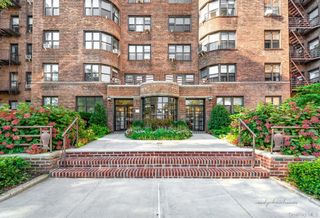98-120 Queens Boulevard 5D, Rego Park, NY 11374