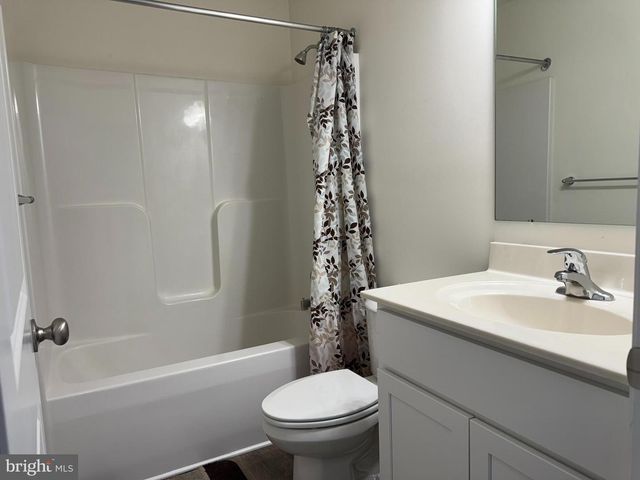 267 DOYLESTOWN RD, Smyrna, DE 19977