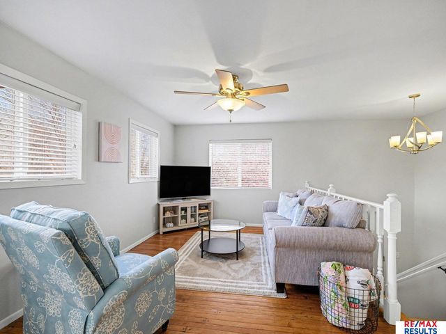 8603 Pine Court, Plattsmouth, NE 68048