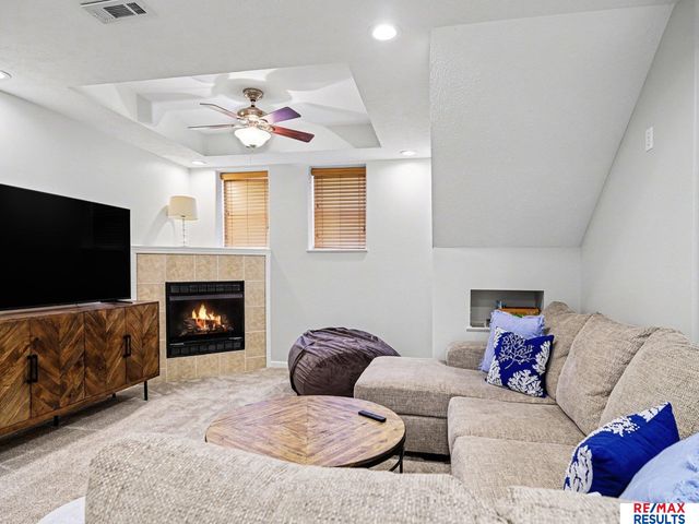 8603 Pine Court, Plattsmouth, NE 68048