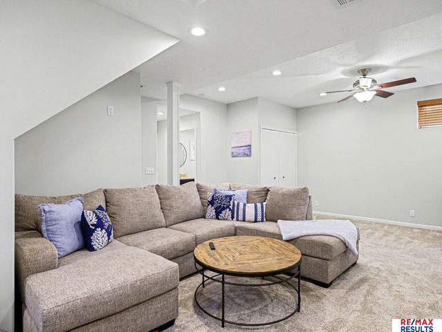 8603 Pine Court, Plattsmouth, NE 68048