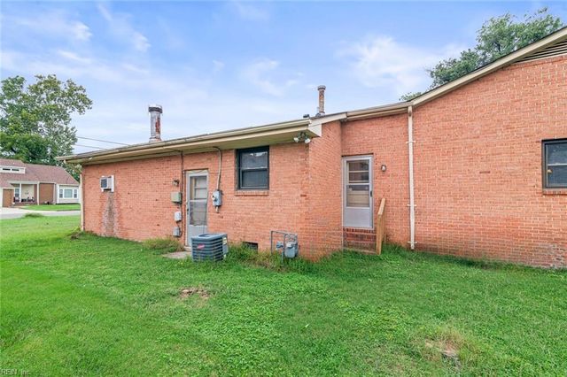 1040 Mary Peake BLVD, Hampton, VA 23666