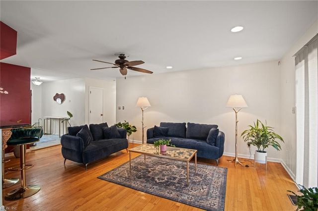 1040 Mary Peake BLVD, Hampton, VA 23666