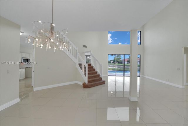 22281 Tupelo Pl, Boca Raton, FL 33428