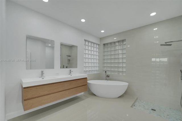 22281 Tupelo Pl, Boca Raton, FL 33428