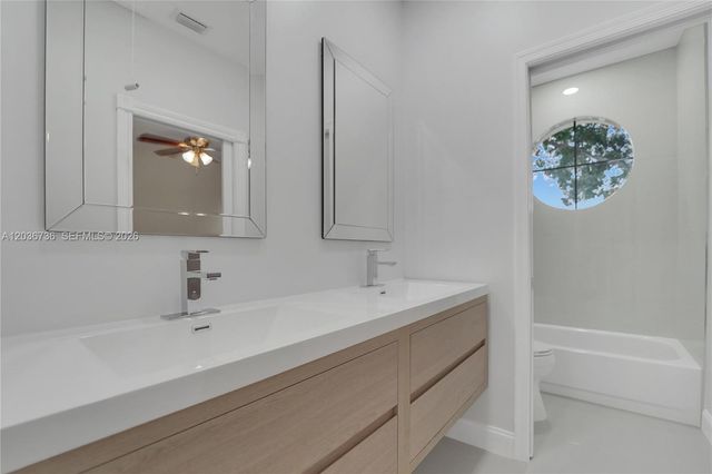 22281 Tupelo Pl, Boca Raton, FL 33428