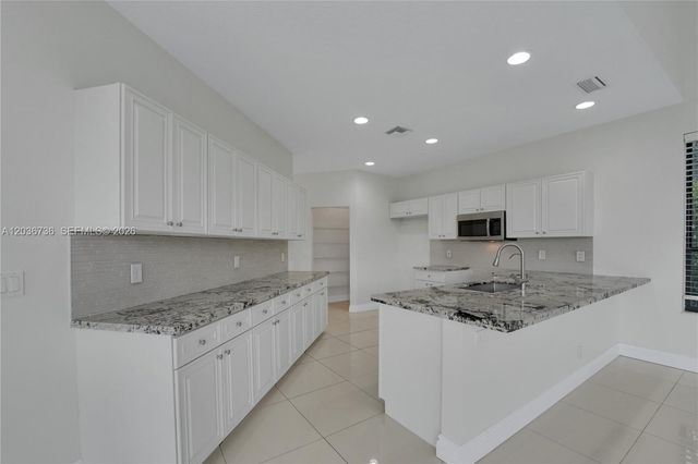 22281 Tupelo Pl, Boca Raton, FL 33428