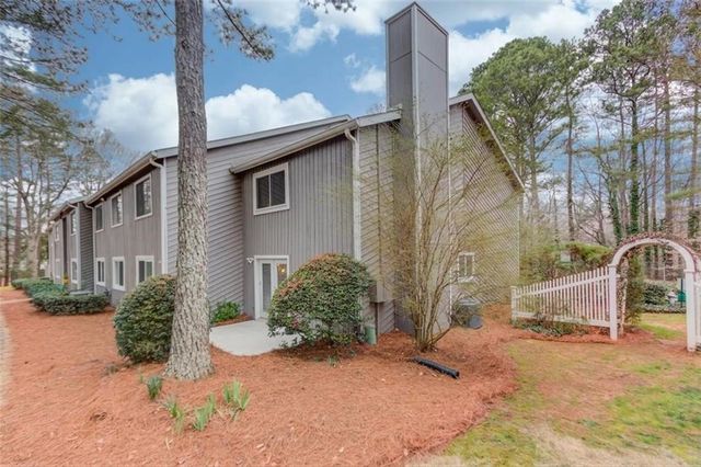 5618 Woodmont Boulevard, Peachtree Corners, GA 30092