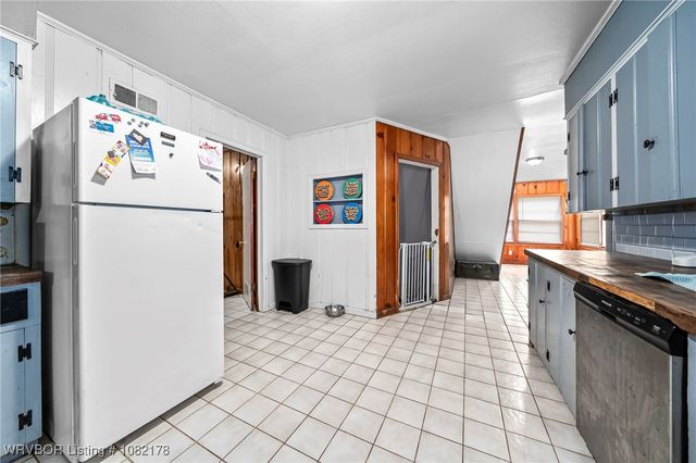 7 Bon Air Street, Van Buren, AR 72956