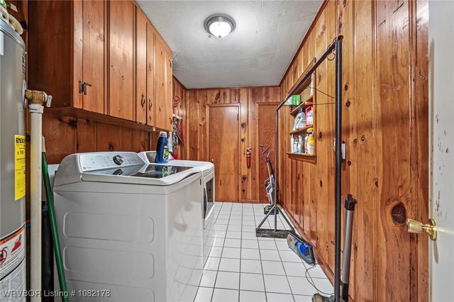 7 Bon Air Street, Van Buren, AR 72956